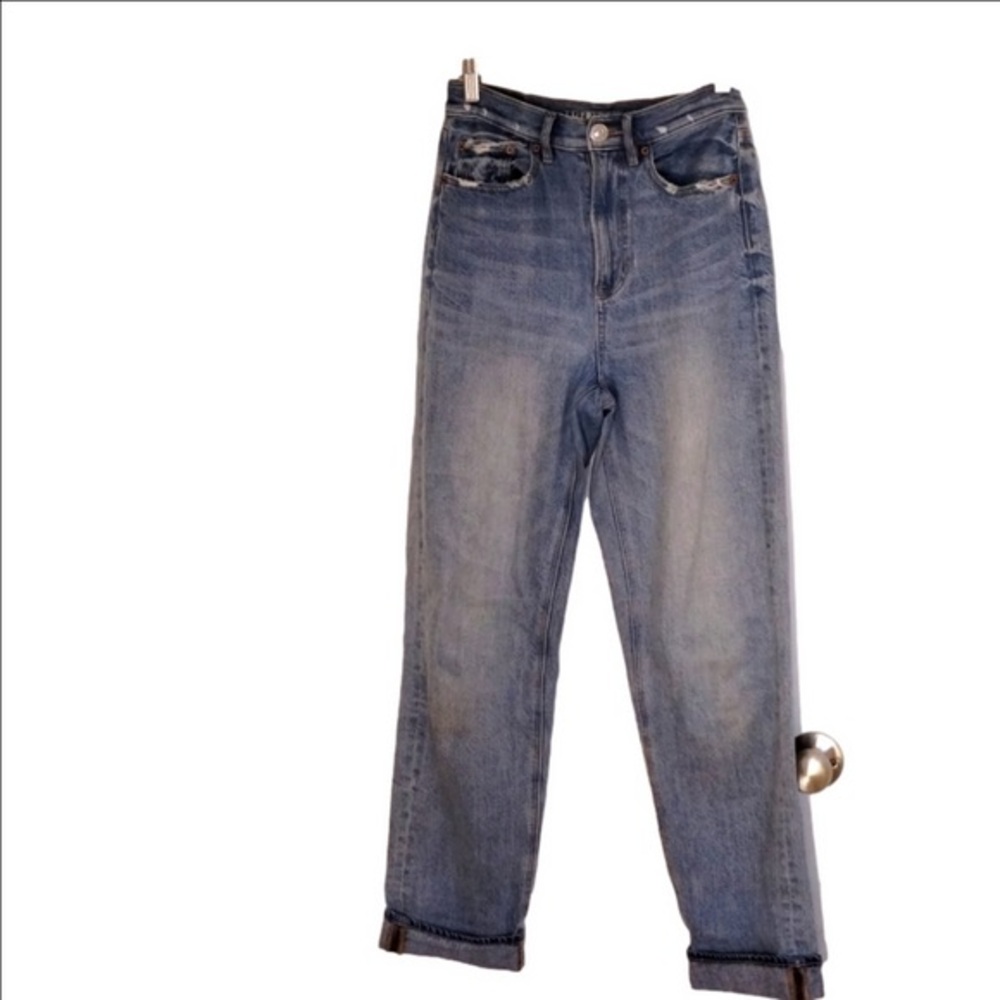 AMERICAN EAGLE OUTFITTERS BLUE JEANS SIZE 00
